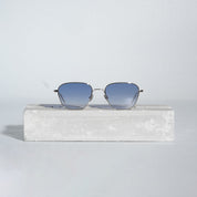 Monokel Otis in Silver