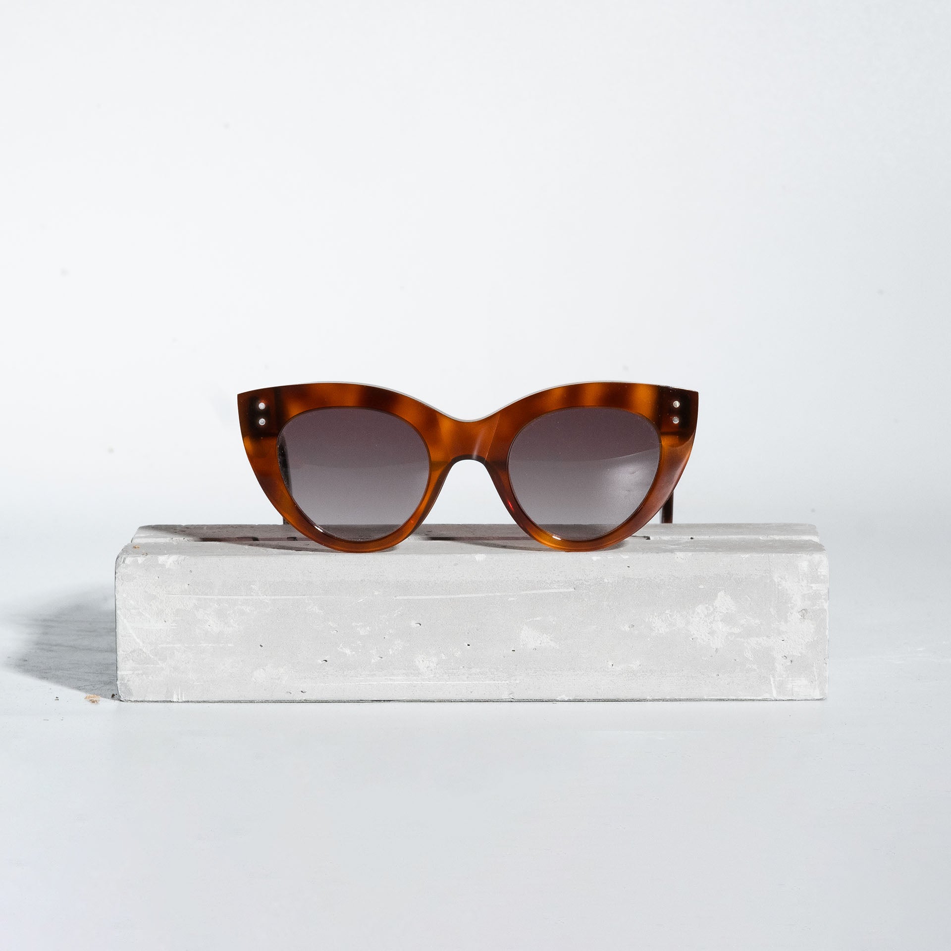 jp michels Women’s NGL INTERMATIONATE Sunglasses Made In France Oscar de la Renta x Morgenthal Frederics - Oscar de la Renta  main image 3