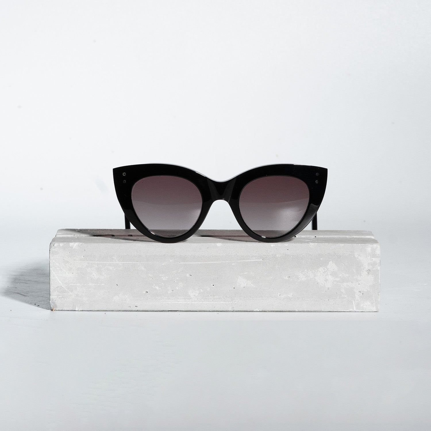 Monokel - June - Ethical Cat Eye Sunglasses - Black  display picture 1