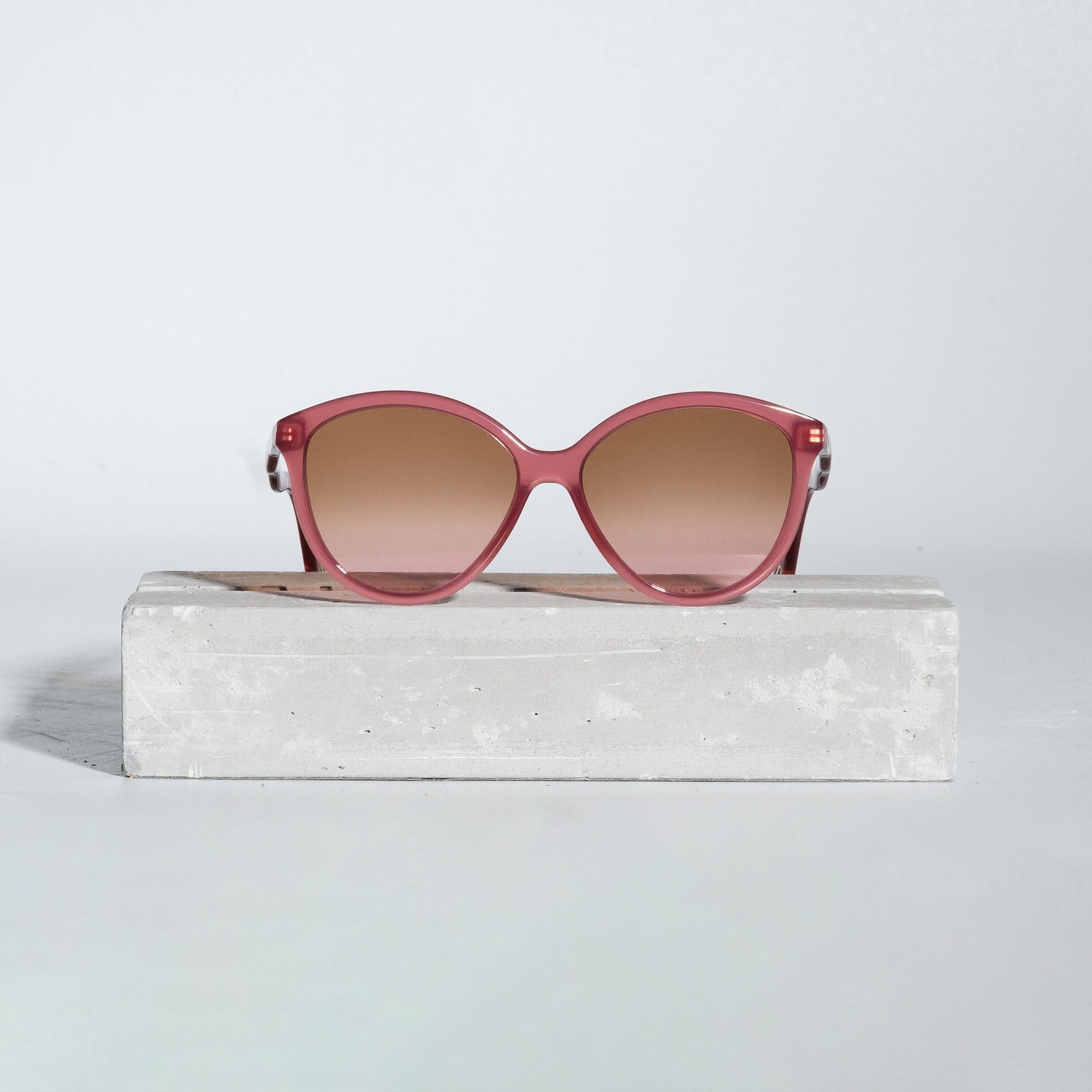 Chloé - Zelie - Ethical Soft Cat Eye Sunglasses - CH0087S 004