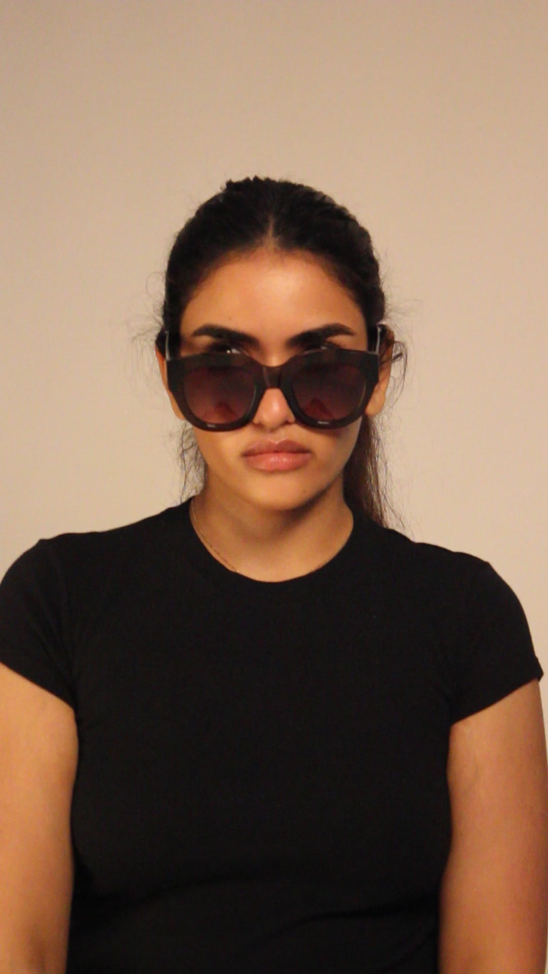 Monokel Cleo Cola